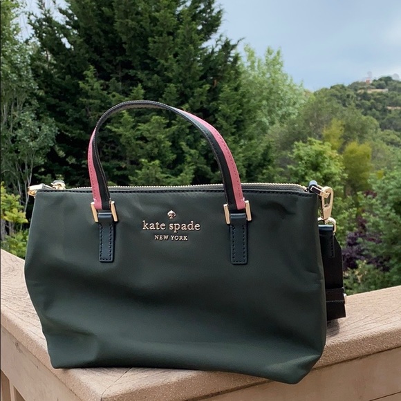 kate spade Handbags - NWT Kate Spade Crossbody